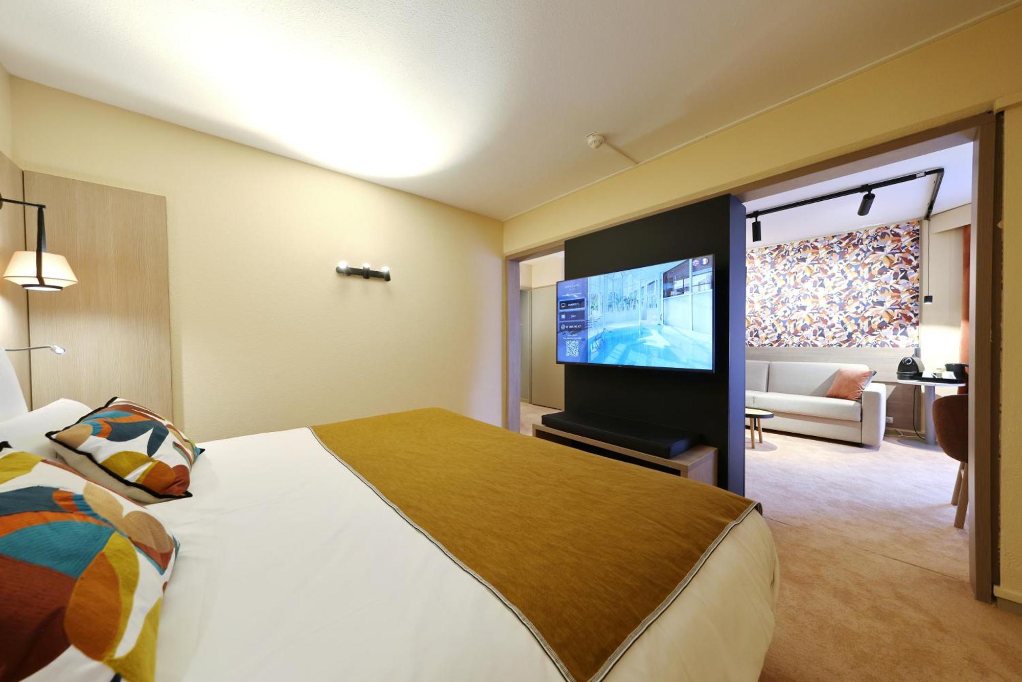 Mercure Grenoble Centre Porte Des Alpes Exterior photo