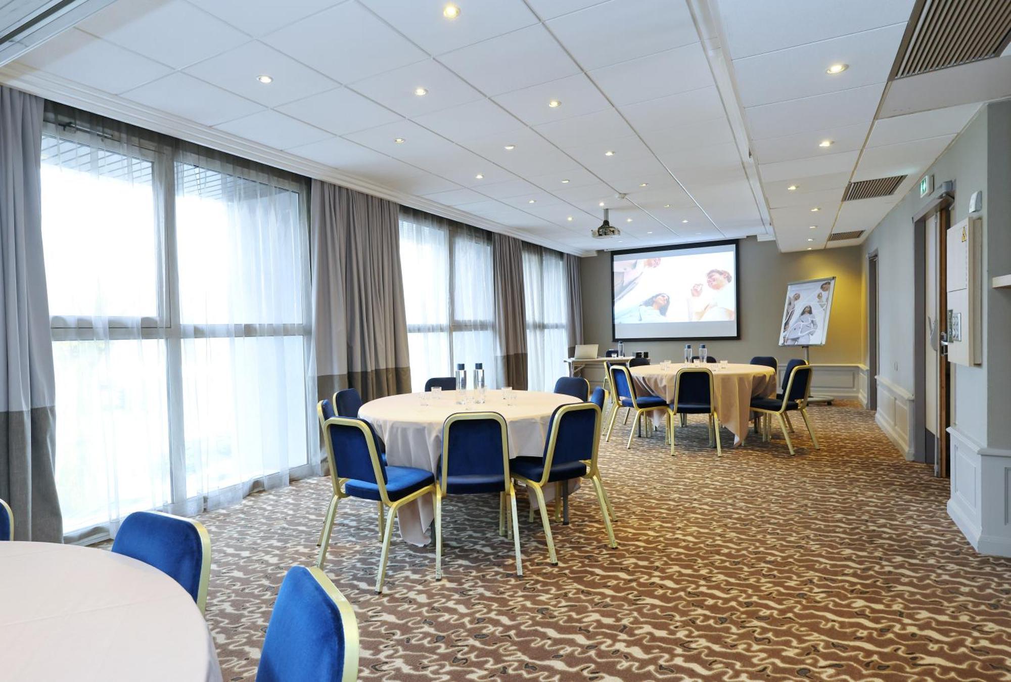 Mercure Grenoble Centre Porte Des Alpes Exterior photo